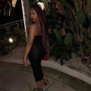 Meet your Posher, Mani